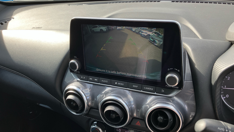 Nissan Juke 1.0 DiG-T 114 N-Connecta 5dr DCT Petrol Hatchback